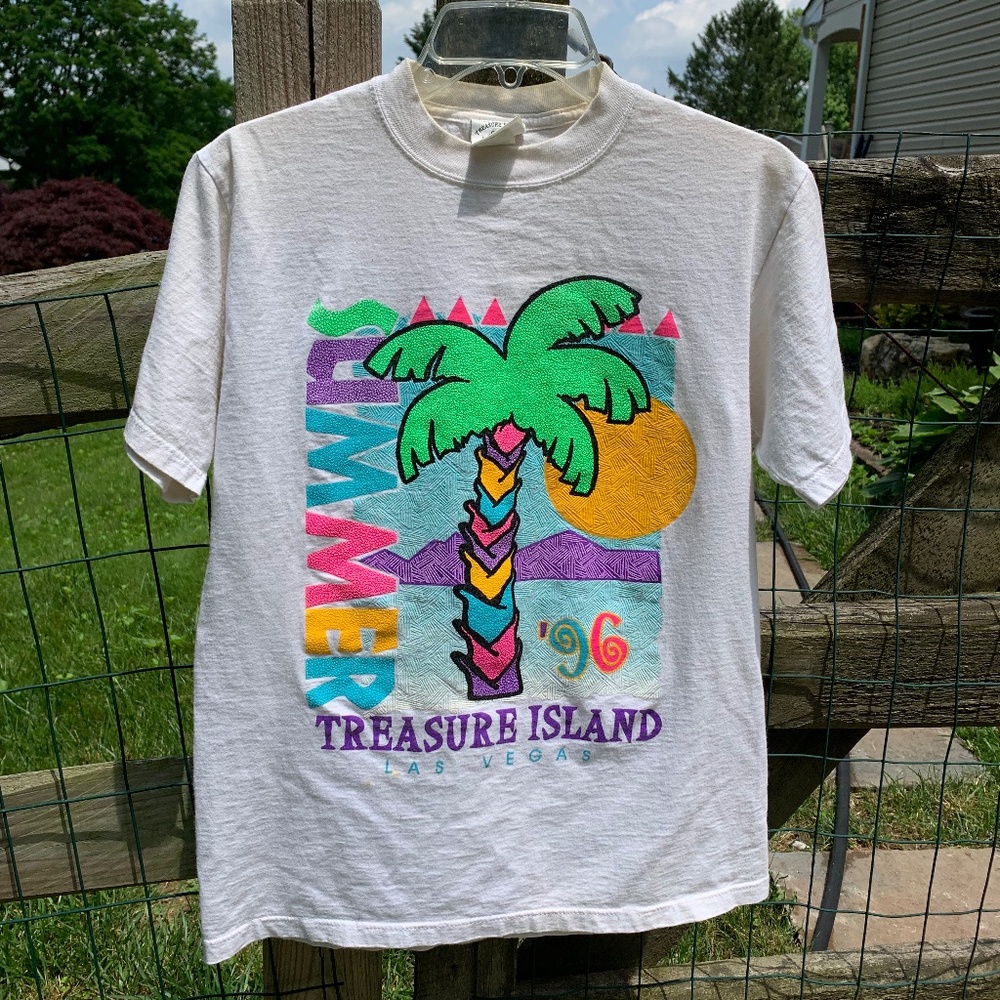 Vintage 1996 Treasure Island Shirt Size Small Las Vegas 90's White Destination